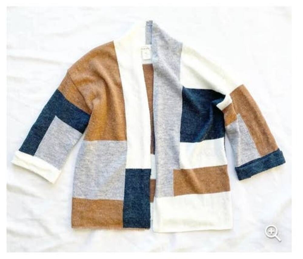 Main Strip Color Block Knit Cardigan Sz Large- Like New!